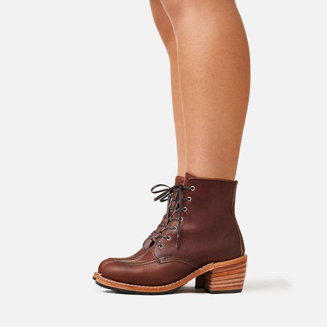 Red Wing Heeled Boot in Amber Harness Leather | GU4105967