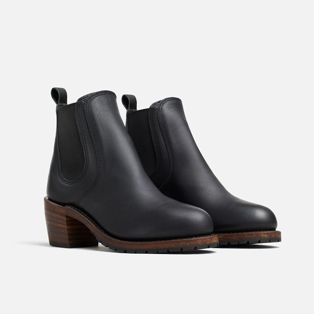 Red Wing Heeled Boot in Black Boundary Leather | WG8175690